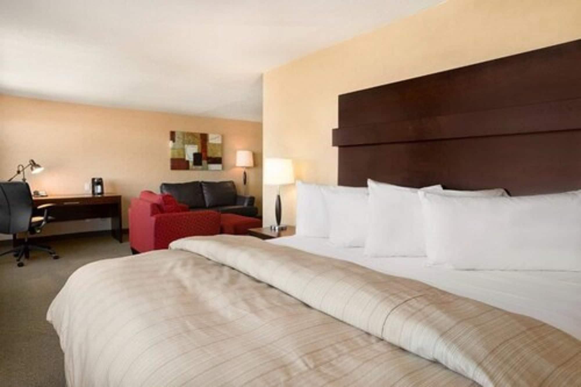 The Senator Hotel & Conference Center Timmins Extérieur photo
